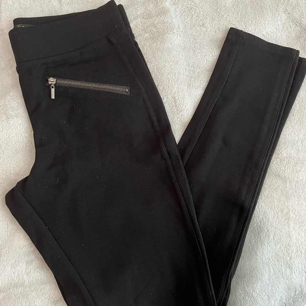 DYNAMITE LEGGINGS